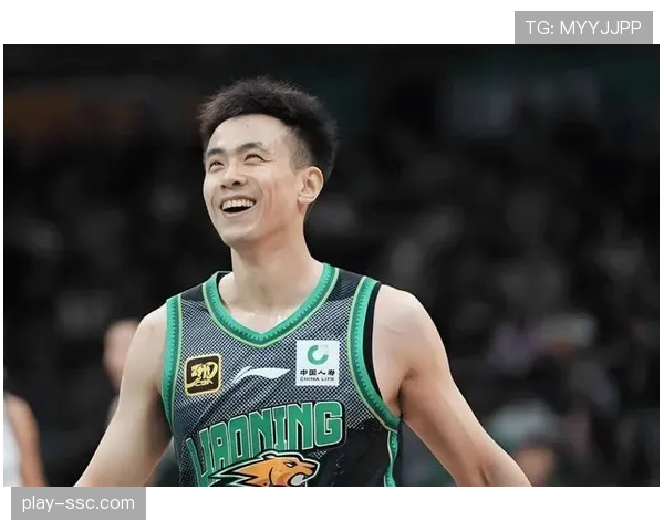 哈维与赵继伟后场搭档默契 辽宁队进攻发起因双控卫配置而多样